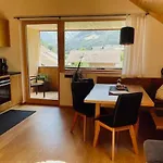 Hus56 * Mellau